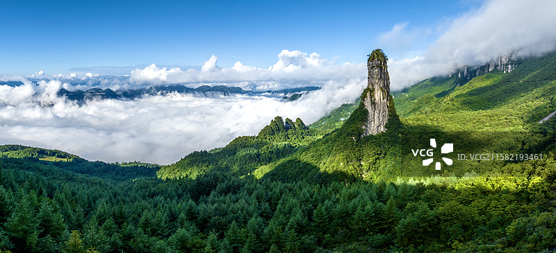 恩施大峡谷朝天笋风光图片素材
