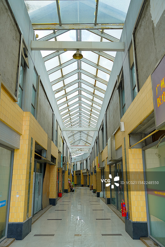 广州，李嘉诚投资15亿，广州国际玩具礼品城，荒凉的现状！图片素材