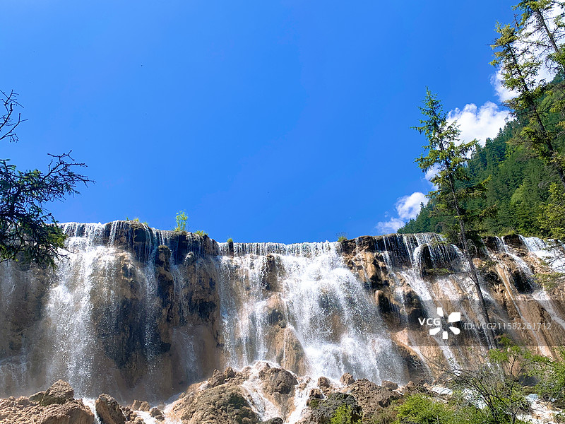 九寨沟珍珠滩瀑布图片素材