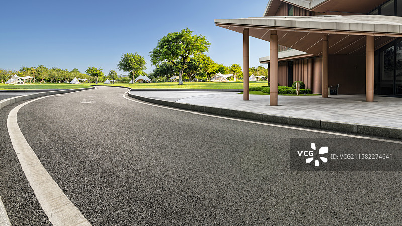 现代城市建筑和公路图片素材