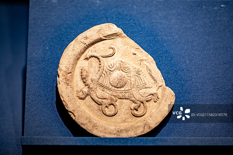 西安博物院藏西安汉长安城遗址出土汉四神纹瓦当图片素材