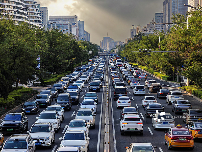 繁忙的北京东二环路图片素材