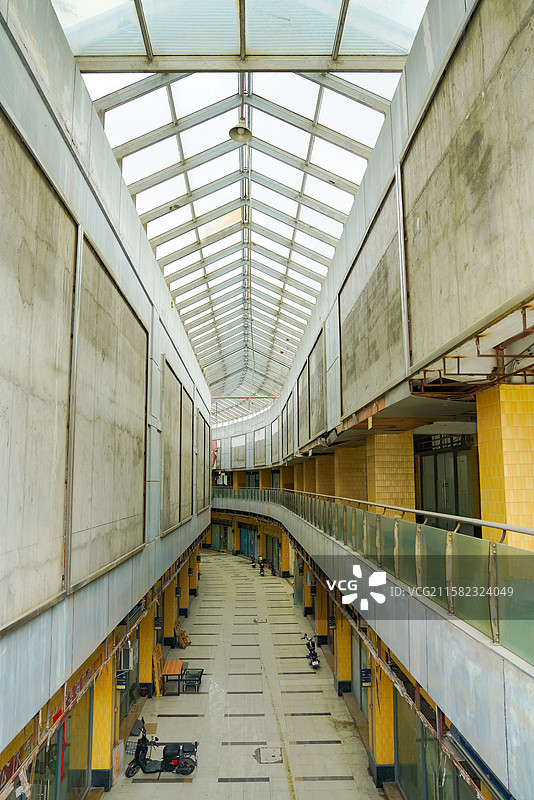 广州，李嘉诚投资15亿，广州国际玩具礼品城，荒凉的现状！图片素材