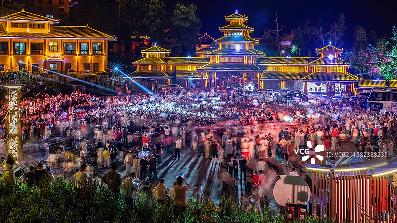 《瑶王古寨夜舞梦幻曲》图片素材