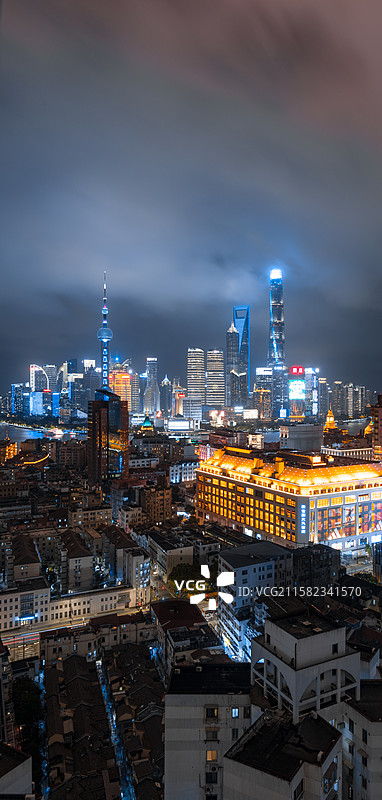 上海陆家嘴中央商务区CBD天际线夜景繁华都市万家灯火图片素材