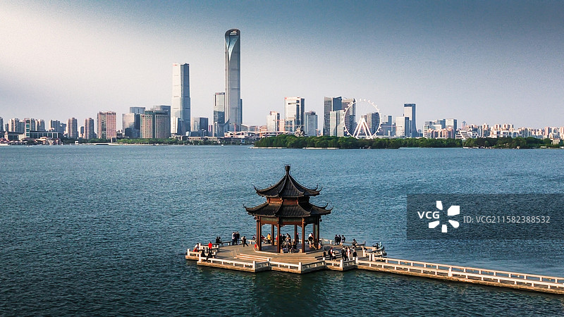 苏州金鸡湖古今同框航拍图片素材