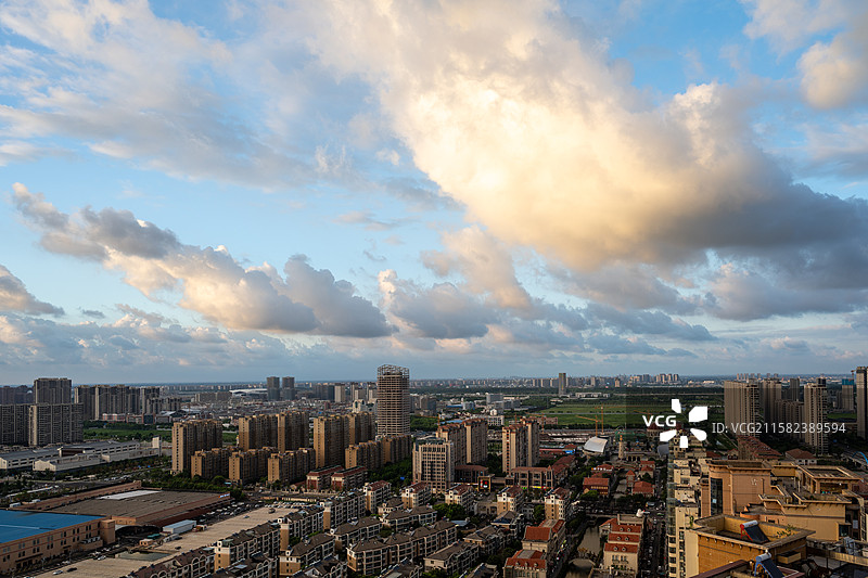 盐城城市俯瞰美景（聚龙湖）图片素材