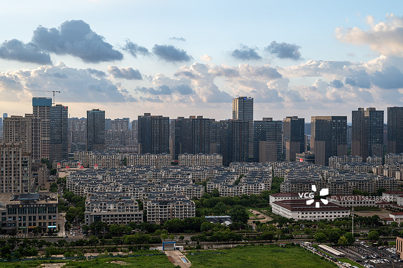 盐城城市俯瞰美景（聚龙湖）图片素材