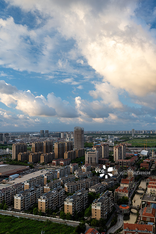 盐城城市俯瞰美景（聚龙湖）图片素材