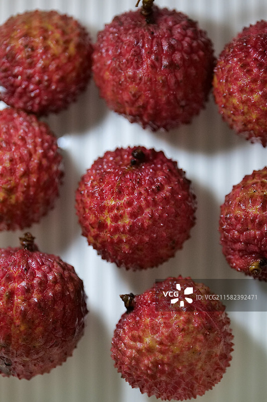 桌上荔枝特写镜头图片素材