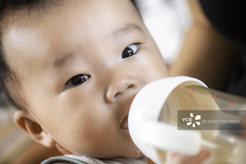 婴儿奶粉图片素材