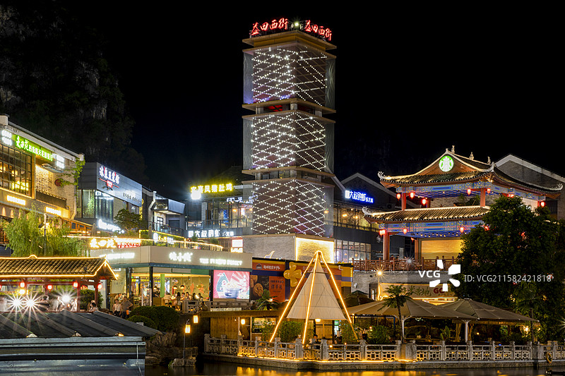 桂林阳朔益田西街夜景图片素材