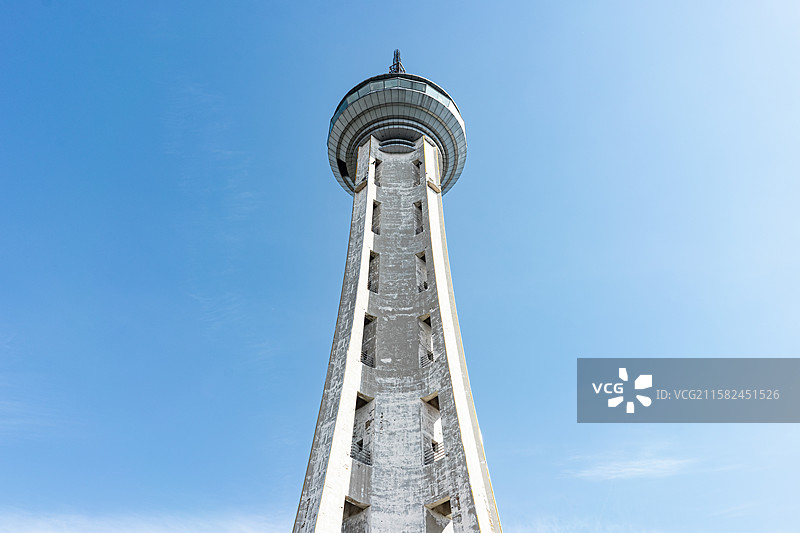 中国基建京台高速公路山东济南至泰安段交通部门建设中国高速公路一万公里纪念塔，户外白昼无人图像摄影图片素材