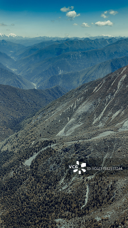 川西高原荒凉山脉山川山峰图片素材