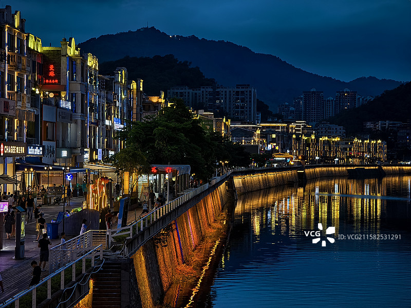 韶关火车站，浈江，风采楼，风度路，百年东街，中山公园，韶阳楼，通天塔，通天坡图片素材