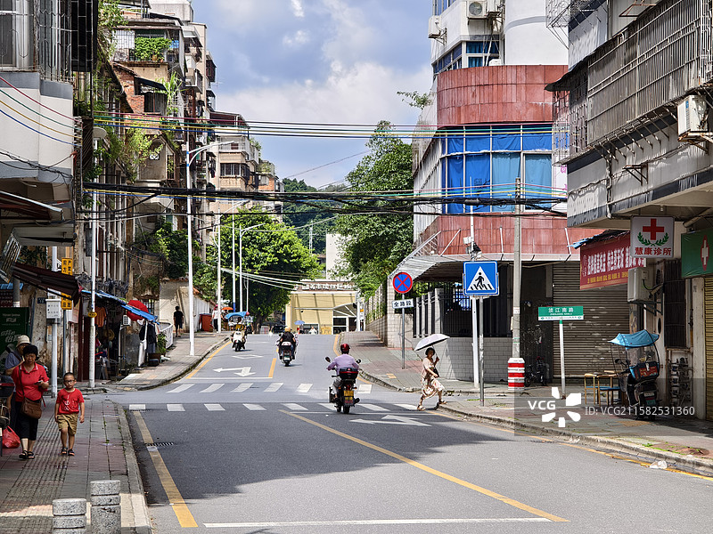 韶关火车站，浈江，风采楼，风度路，百年东街，中山公园，韶阳楼，通天塔，通天坡图片素材