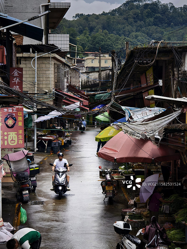 韶关火车站，浈江，风采楼，风度路，百年东街，中山公园，韶阳楼，通天塔，通天坡图片素材