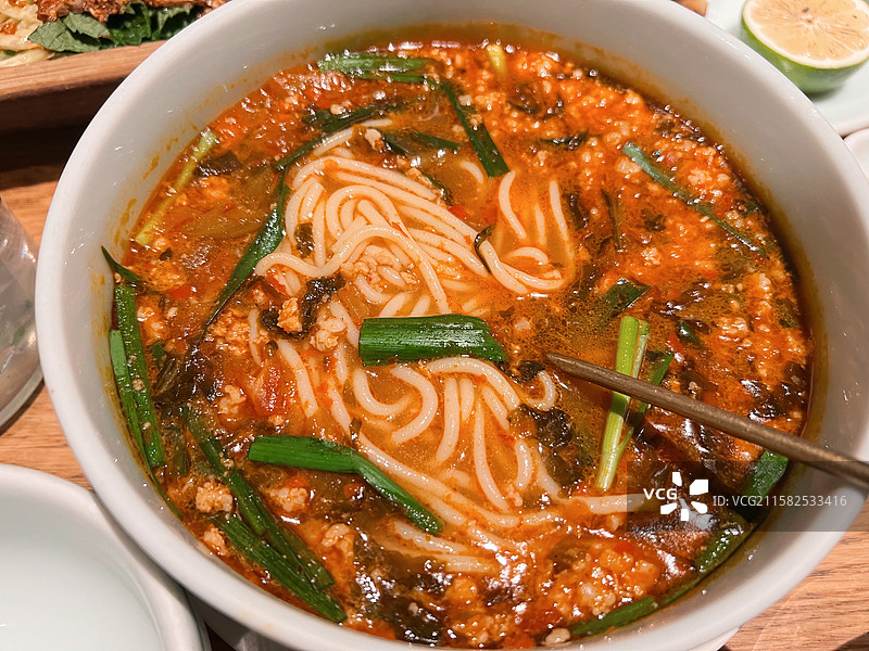 番茄肥牛拉面图片素材