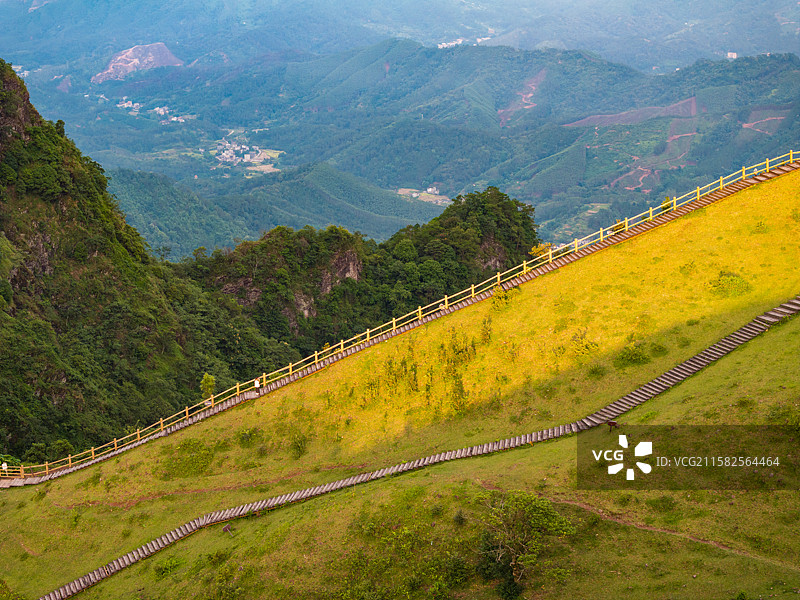 广西岑溪市天龙顶国家山地公园图片素材