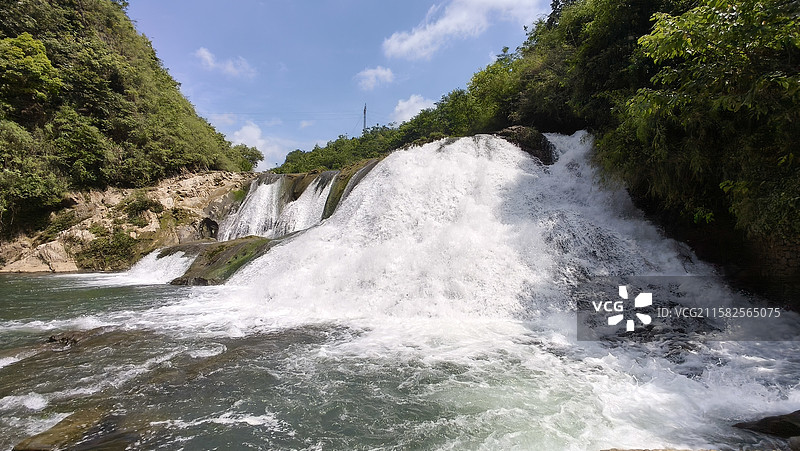 贵州可布村瀑布实拍图图片素材
