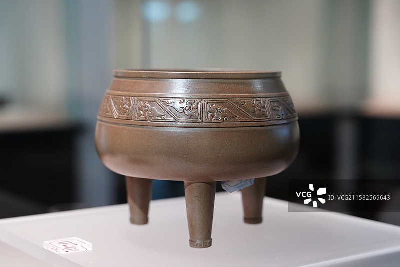 中国宜兴陶瓷博物馆 风高韵雅 徐汉棠捐赠作品展图片素材