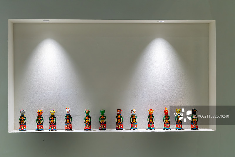 河南非遗，浚县泥咕咕，十二生肖图片素材