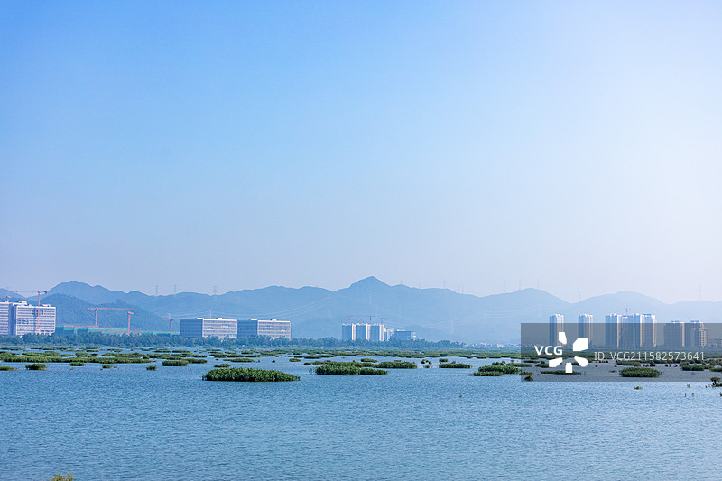 建设中的江门滨海新区银湖湾核心区图片素材