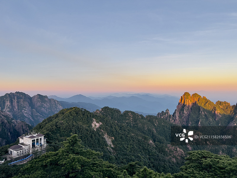 黄山丹霞峰丹霞站图片素材