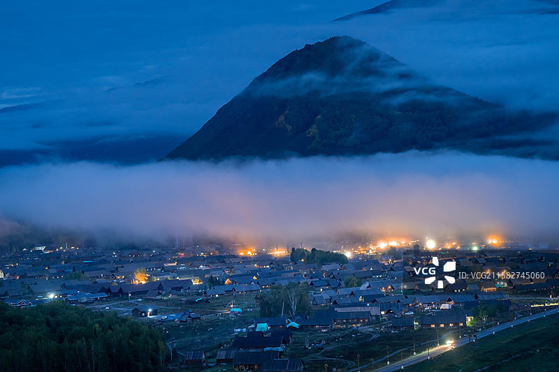 新疆禾木图片素材