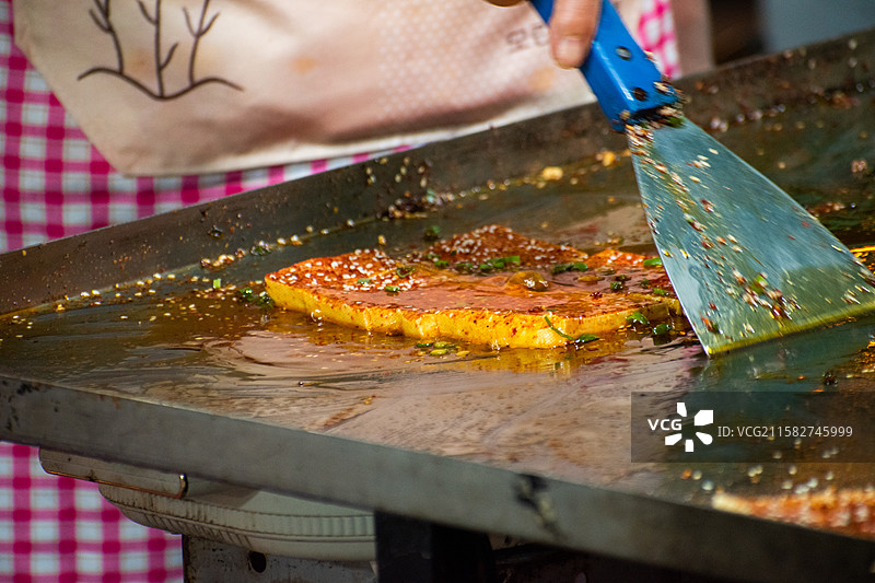 户外小吃、煎豆腐、麻辣豆腐、凉粉、冷沾沾图片素材