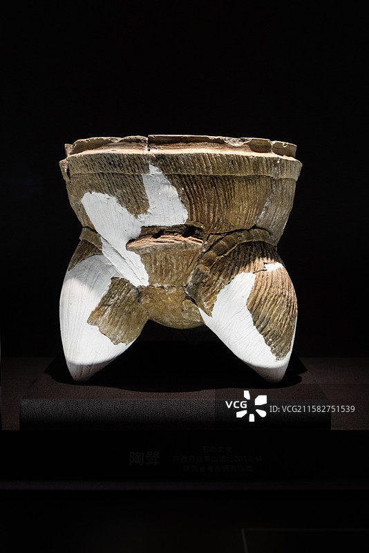浙江省杭州市临平玉架山考古博物馆星斗古国时代的中国特展陶斝 石峁文化 陕西府谷寨山遗址2019H4图片素材