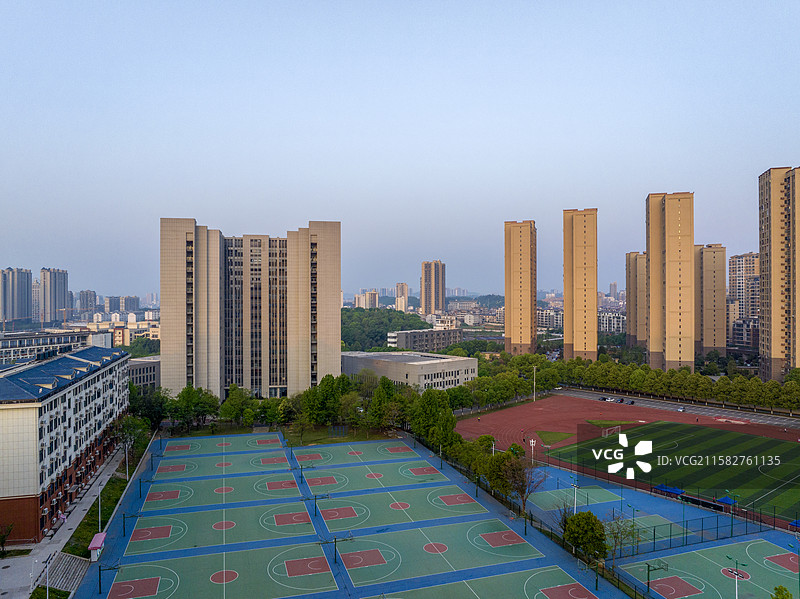 航拍湖北科技学院大学校园建筑城市风光图片素材