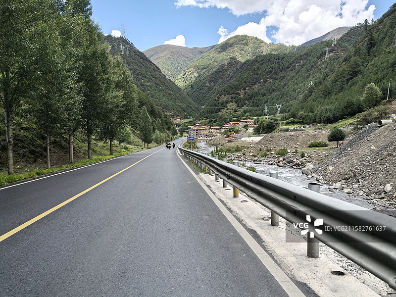 川藏线骑行第七天（甘孜康定新都桥、雅江相格宗）图片素材