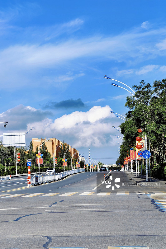 内蒙古巴彦淖尔乌拉特中旗海流图镇哈萨尔大街图片素材