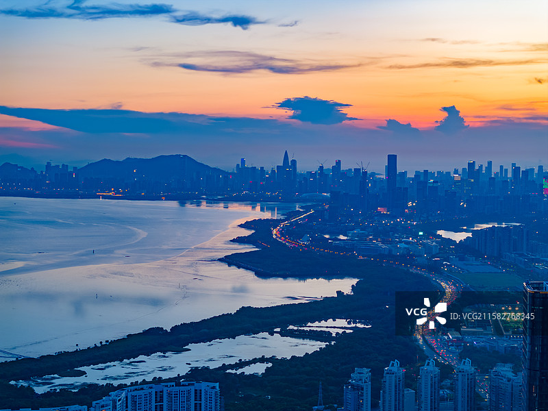 深圳滨海大道黄昏航拍图片素材