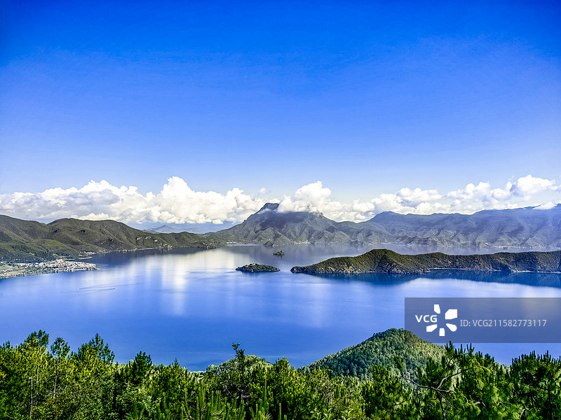 云南丽江泸沽湖图片素材