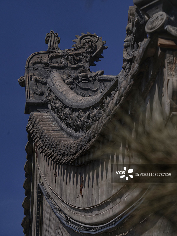 五台山五爷庙，位于台怀镇中心，始建于明代，是座香火极旺的黄庙，殿内供奉广济龙王菩萨，传说有求必应，深图片素材