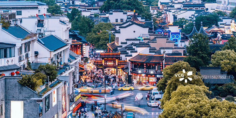 中国江苏南京夫子庙秦淮河贡院街高视角夜景图片素材