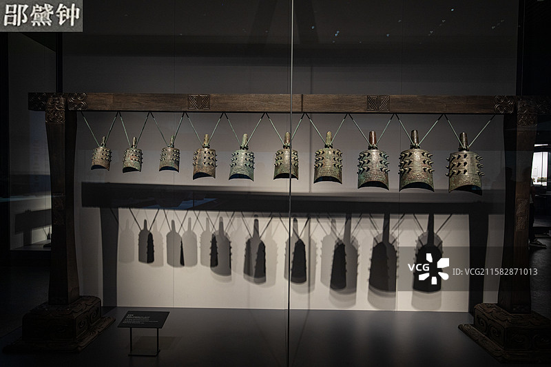 郘 ？钟 春秋晚期 上海博物馆东馆，19世纪60年代山西荣河县后土祠附近出土图片素材