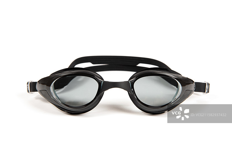 白色背景上的泳镜图片素材