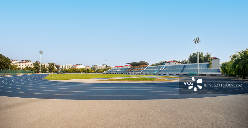 校园里的体育场图片素材