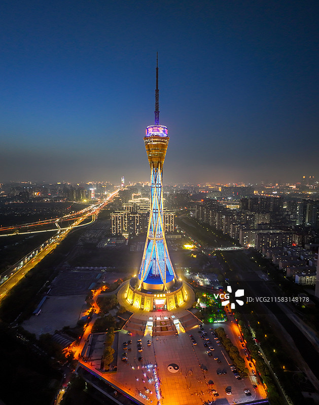 河南省郑州市郑州地标中原福塔航拍图片素材