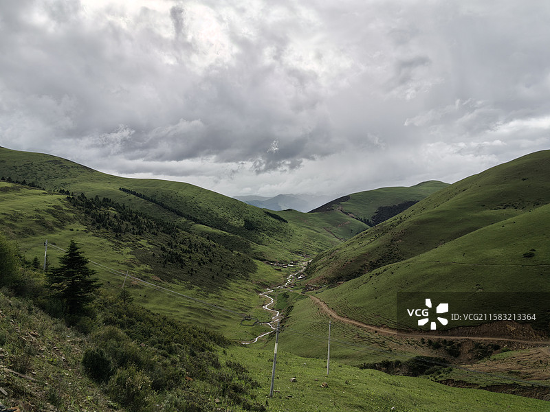 川藏线骑行第八天（甘孜雅江 草原风光）图片素材