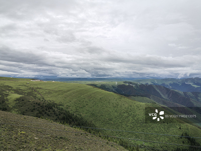 川藏线骑行第八天（甘孜雅江 草原风光）图片素材