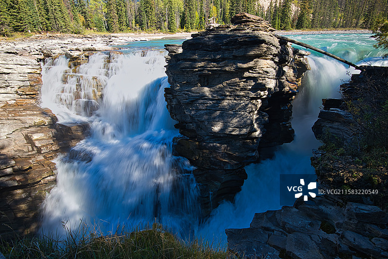 加拿大 贾斯珀国家公园 阿萨巴斯卡瀑布 Athabasca Falls, Jasper图片素材