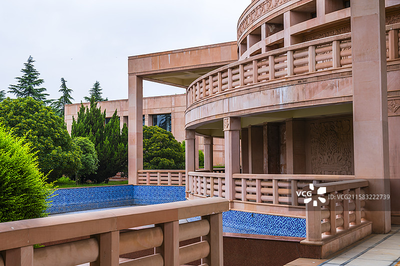 洛阳白马寺印度风格佛殿图片素材