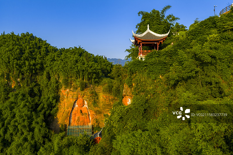 山间晨曦与古韵塔影 龙华古镇八仙山日出图片素材