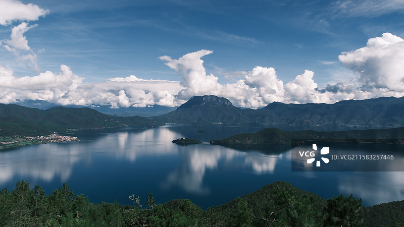 云南丽江泸沽湖图片素材