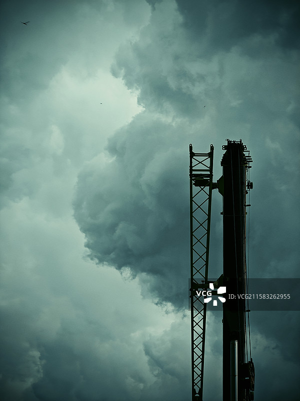 黑云压境图片素材