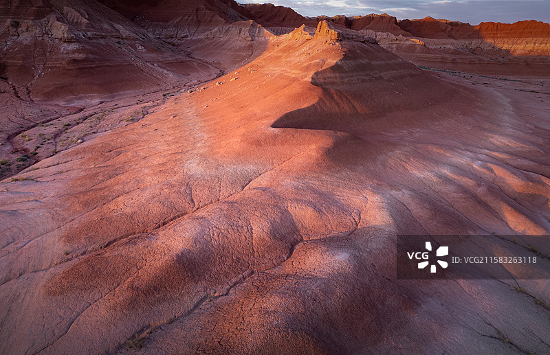 岁月的曲线—日落内蒙古大红山图片素材